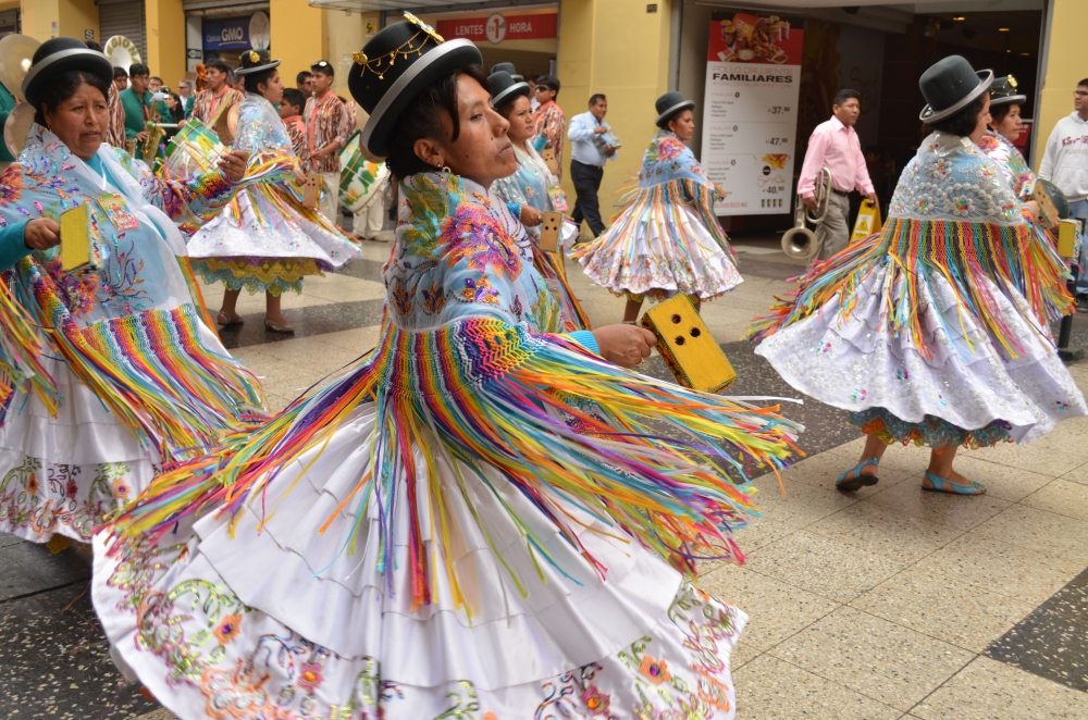 Desfile en centro histórico de Lima, Perú